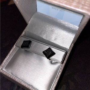 Shaquille O’Neal Collection , Black Diamond Star Earrings, Stainless Steel